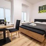 Central Point Apartment
